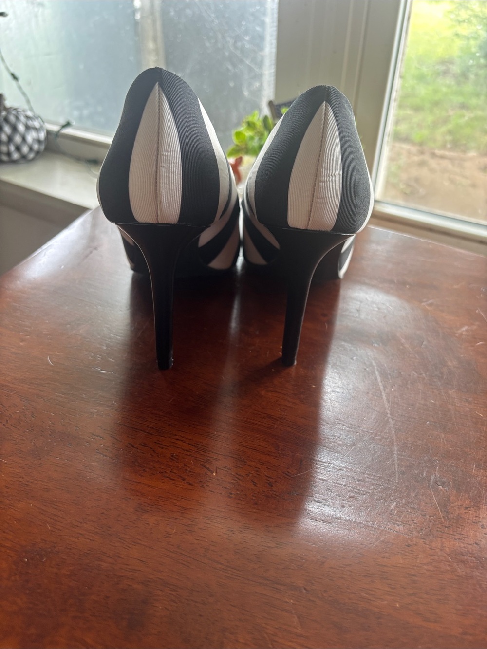 Christian Siriano Black and White Striped Pointed Toe Stilettos - Picture 3 of 4